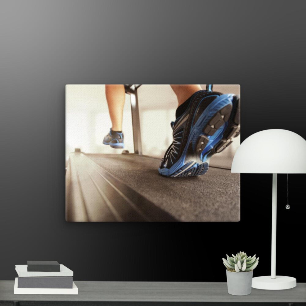 Running on the treadmill canvas - Image 10