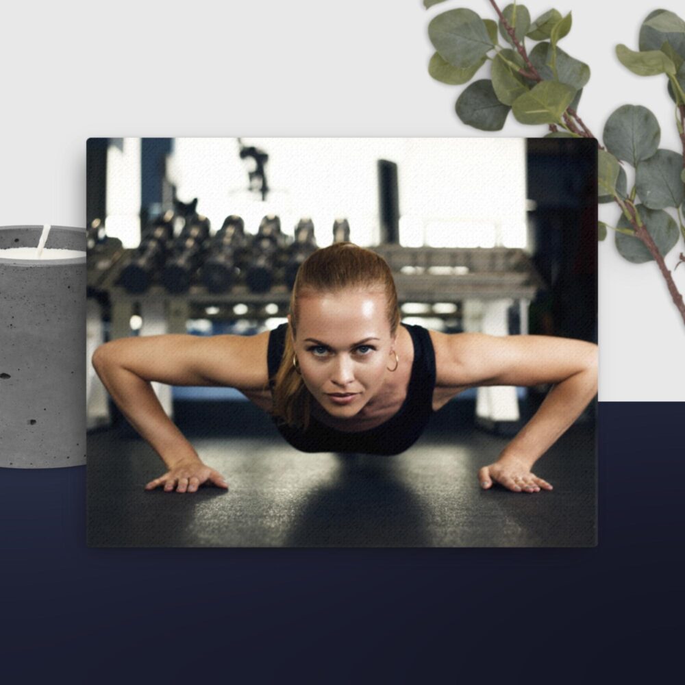 Girl in gym canvas - Image 4