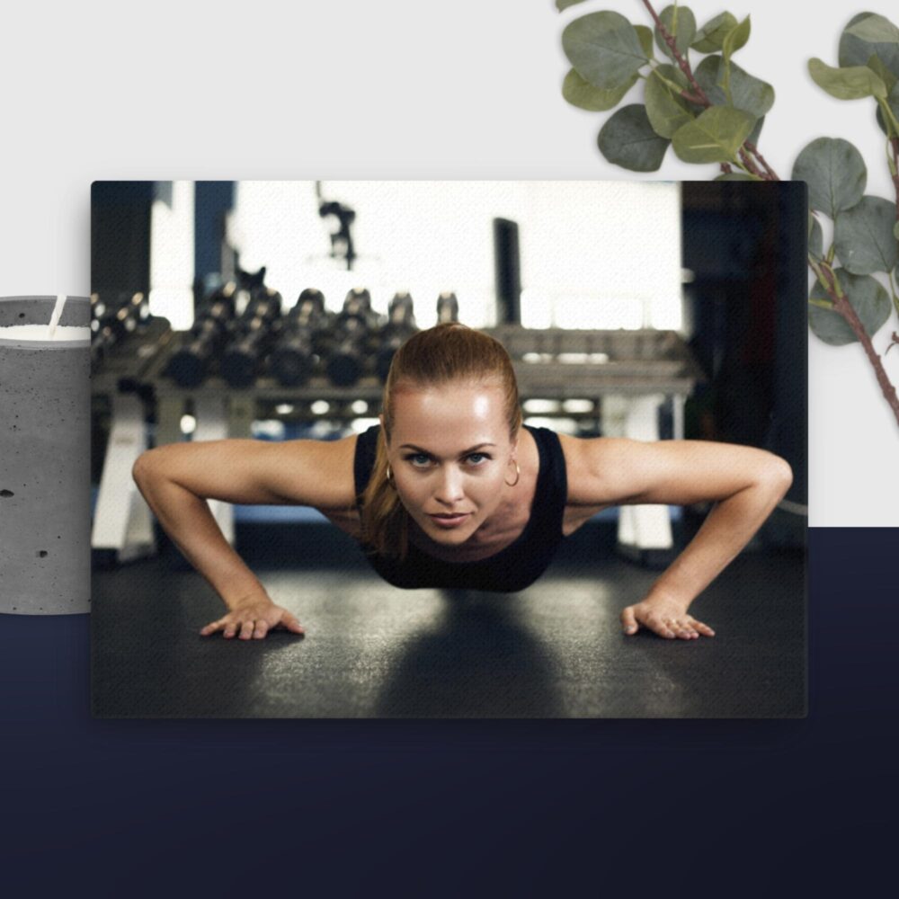 Girl in gym canvas - Image 12