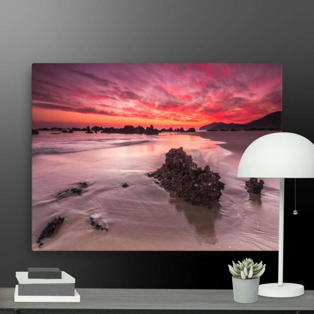 Pink scene canvas - Image 12